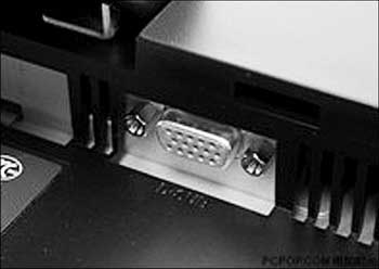 2、VGA輸入接口