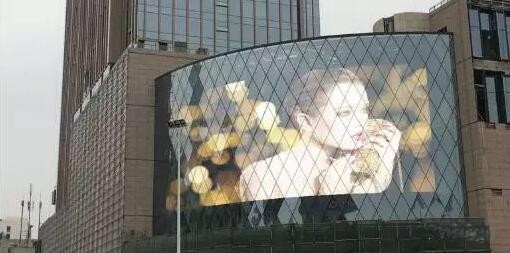 LED透明屏市場爆發(fā)時代來臨！